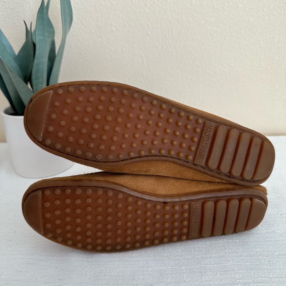 Minnetonka Carmel Suede Leather Side Zip Double Fringe Booties Woman’s 9 - Picture 9 of 9